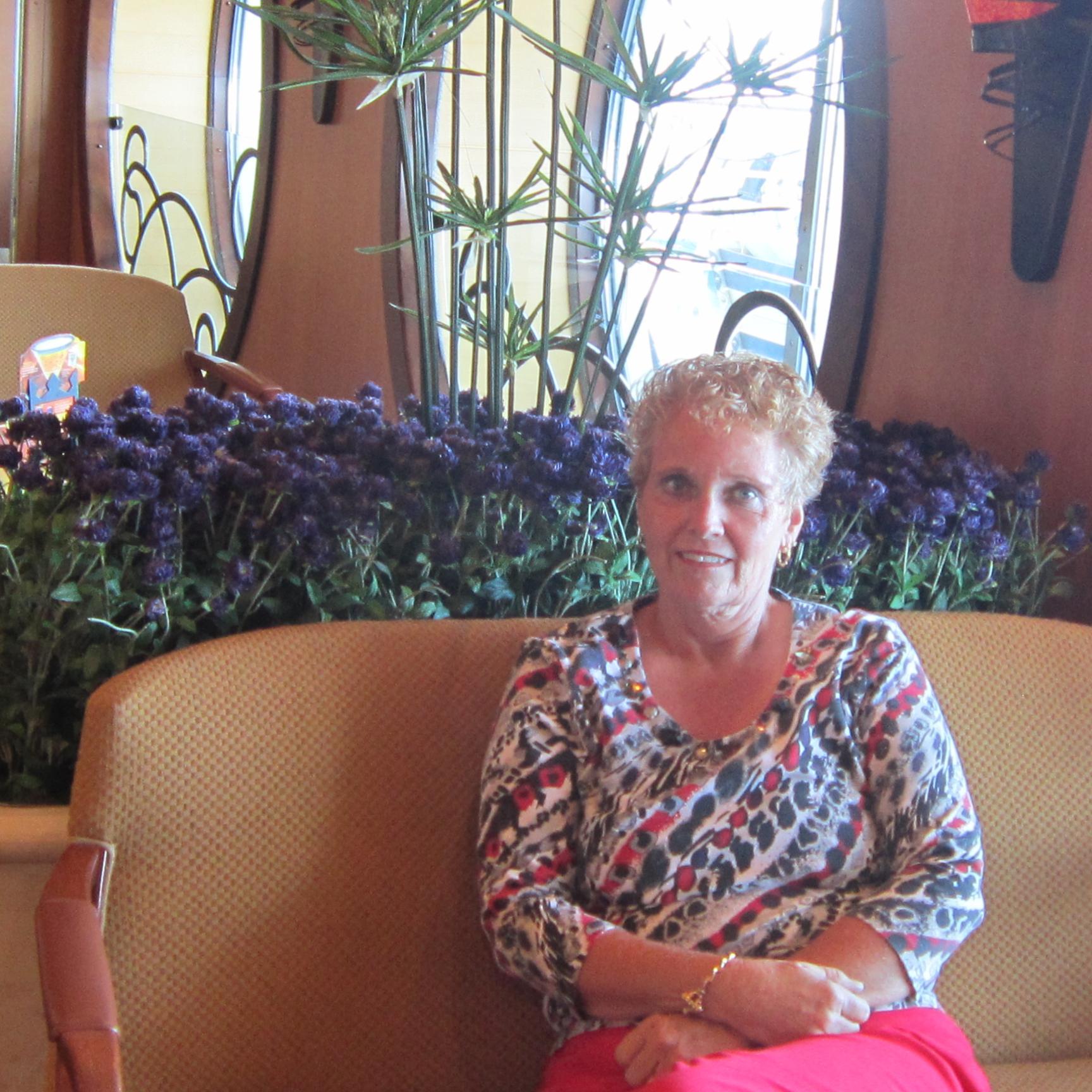 hogue_debra's profile picture. 