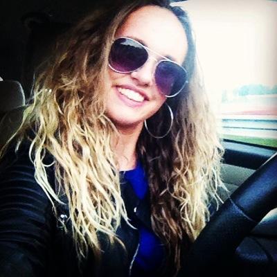 no twitter.. aanwezig op instagram & facebook
