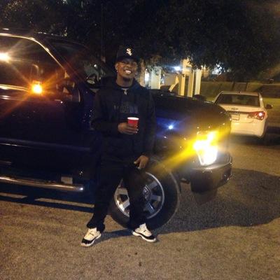 real nigga off top....i fuck wit ppl who fuck wit .....all about da money......all i bang is dat boosie......so follow a real nigga and ill follow bck