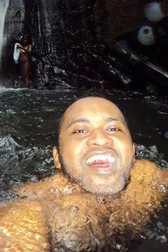 Vivo feliz hoje