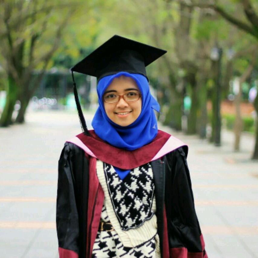 MS in Taipei Medical University '13  l Dietician l Passionate in writing,research,fashion and human resource development