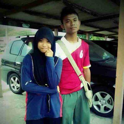 sahabatku adelah segale2 nye bagiku :') sahabatku cintaku :'D