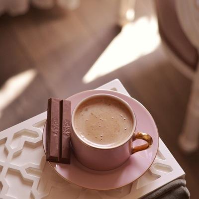 أخاطب من يمتلك وعياً وفكراً..