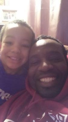 arnoldtony24's profile picture. 