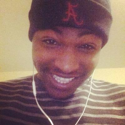 real nigga great father to my sons singer/song writer author/ producer Ceo GoGettasENT add @youngretro31 #CFA