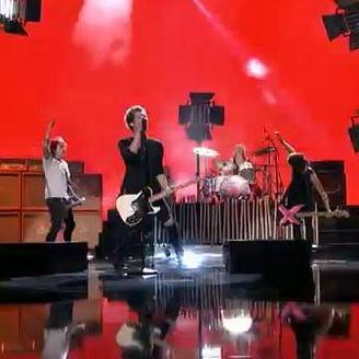 I may not have the money to go to every show, even the show here (ROWYSO 7/25/1015) but i will show people why your my musical saviors... (was mikeyrainbow1)