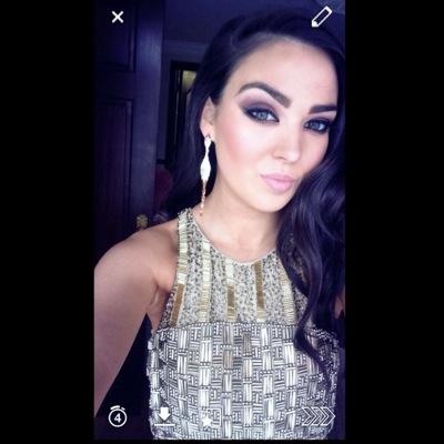 snapchat- aliciamc0
instagram- aliciamc__