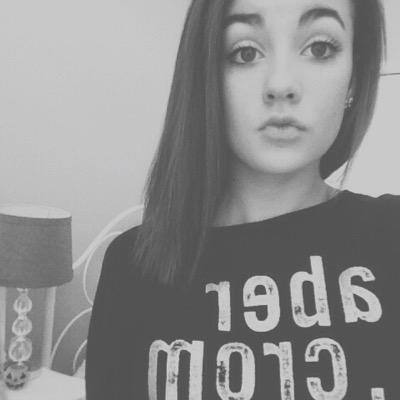 ellakatelyngray's profile picture. psalms 46:5 ♡
volleyball♕