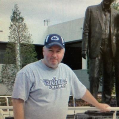 redicularity's profile picture. 