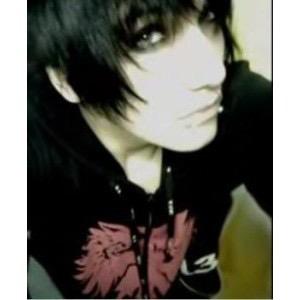 ALEXISNOTLAME's profile picture. I run around doing dares,talking about life and being naked on youtube,most likely the worst youtuber ever with many subscribers,gamer boy,bi {rp/mv}