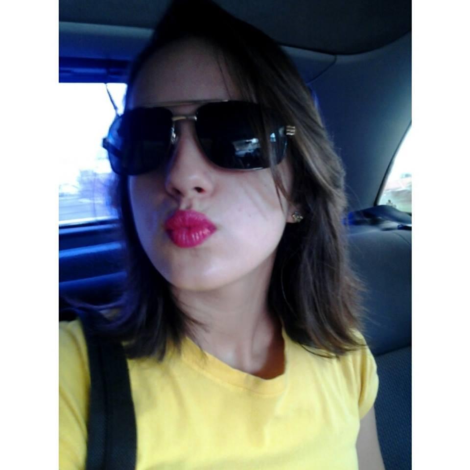 Confiante e Sincera. Signo-Gêmeos. Face: Andrezza Santos. Amoo sair ❤♚