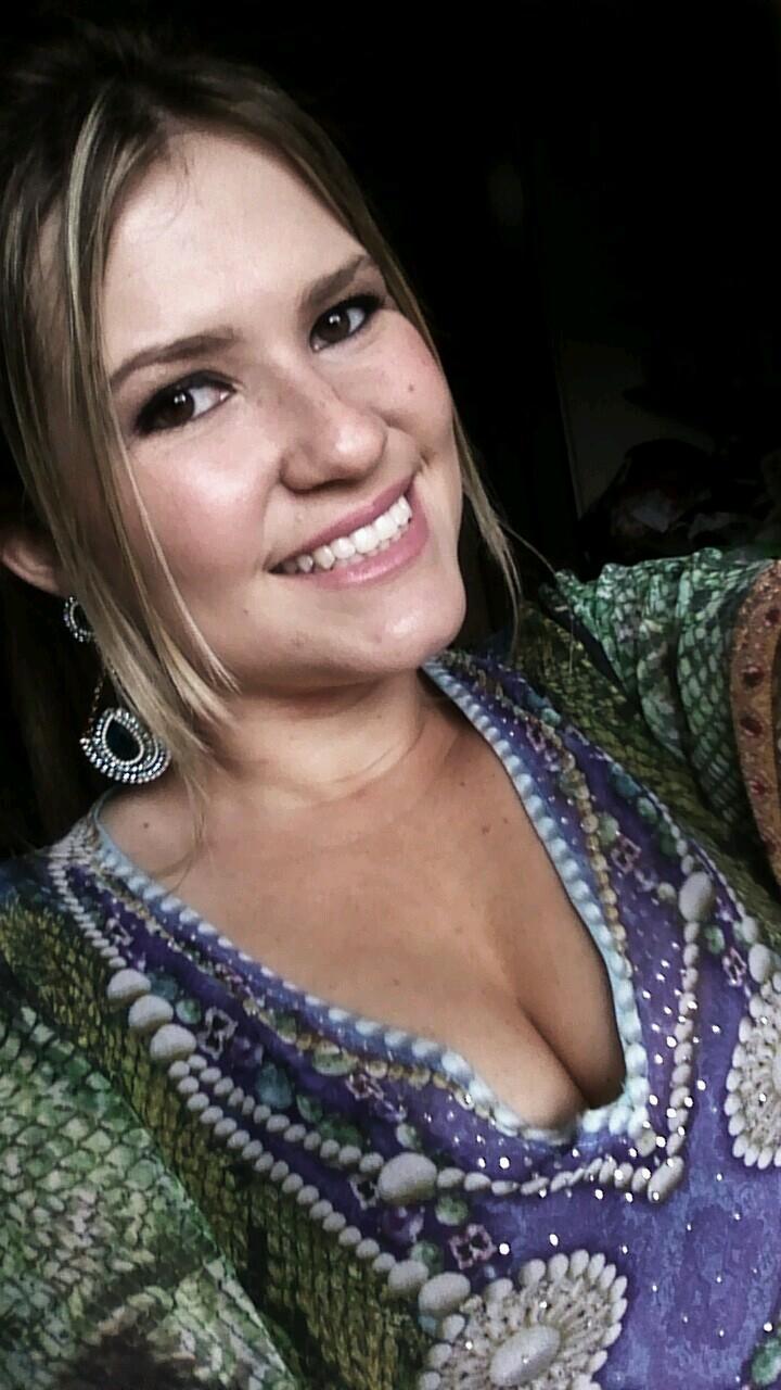 Gosto das coisas simples, um sorriso fácil, atitudes que surpreendam... Fé em Deus SEMPRE! Plante o bem, coisas boas virão até você!