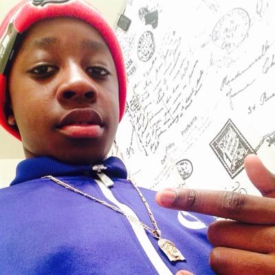Just another young black kid on twitter~ T.O~ I slam doors in Jehova Witnesse's faces nigga ✌️~ Young Hitta ~ BCYG~