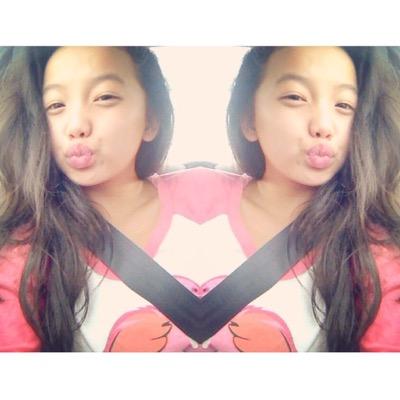 i post a lot f4f? and follow me on instagraaam (;