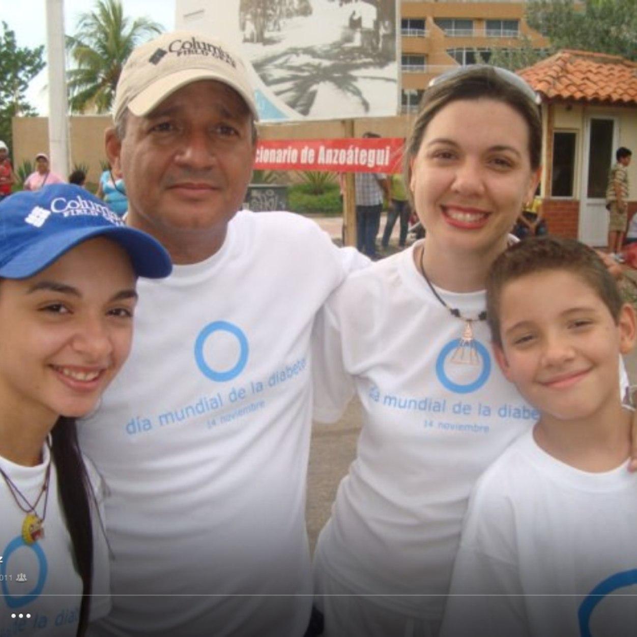 Elisanny48's profile picture. Medicina Interna. Diabetes. Cuidados del Pie en el Diabético. HULR. SVMI ANZ Vzla. Prof. Esc. Cs Salud UDO. Anz.Cátedra de Cs Fisiológicas y Semiología.