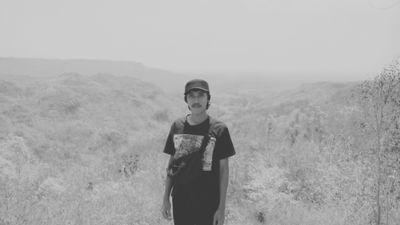 ...patah tumbuh hilang berganti, hidup selalu bersemi.
