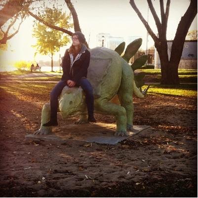 emnewell13's profile picture. 