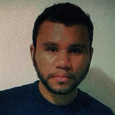Sou uma porno, bjos