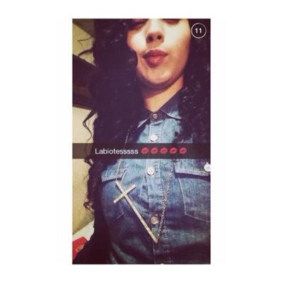'No soy perfecta; tampoco pretendo serlo..  
I Love God... 
Snapchat; lolaa stradaa 
Instagram; _stradaalolaa