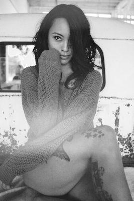 LonelyLittleBug's profile picture. Shy little thing. A perfect princess. Priceless babygirl. {18+~No string}