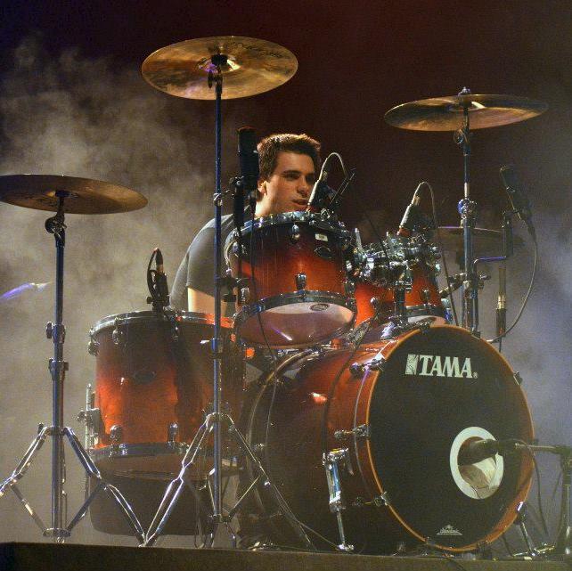 The fan site of Dusan Kranjc @dusankranjc
Join us on Facebook 'Drumgirls International'
