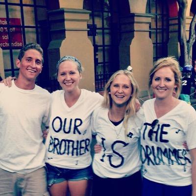 samkrams's profile picture. Being normal is boring.