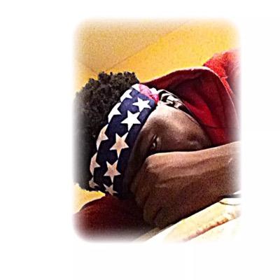 17 teen/ IG: @holy_napps/kik: @that_ballerswag/snapchat @iball_d1