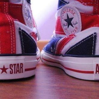 Hi I'm awesome fun if you follow me i WILL follow back! I am a DIRECTIONER AND IM AWESOME!!! Mentally dating @harrystyles 3