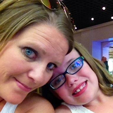 jenn_d2006's profile picture. 