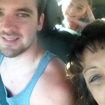 bobbielovessage's profile picture. 