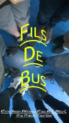 Les FilsDeBus c'est nous ! Jean-Titi, Jean-Nini, Jean-Uiui, Jean-Lirlir, Jean-Hihi, Jean-Fifi et Jean-Lili ! Maintenant convertie toi à la secte du OUI !!!