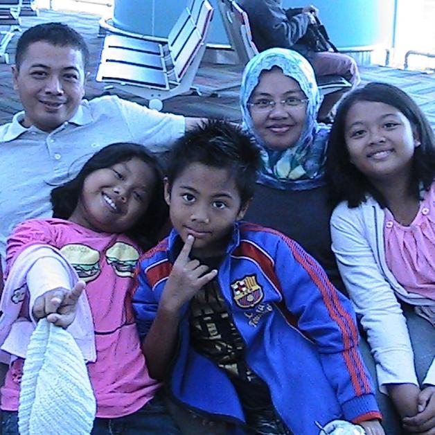 aidha_27's profile picture. 