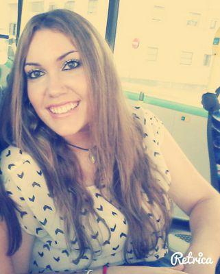 Tengo 18 años,soy de http://t.co/xDuTHZfgOL a valer,por que si tu no lo haces nadie lo hara (L) Mis niñas lo mejor de mi vida,Sevillista hasta la muerte:D