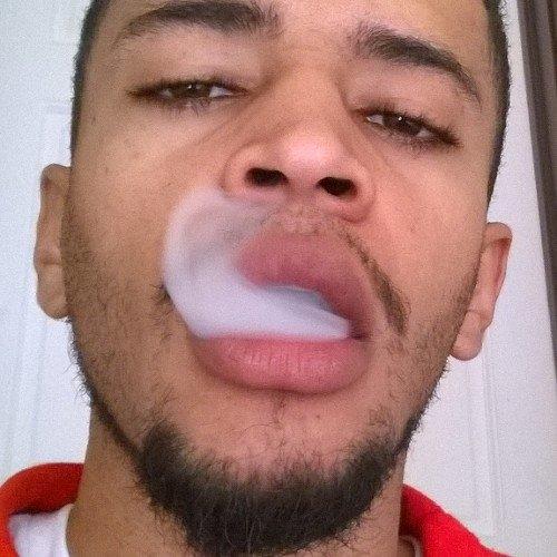 too loyal to not follow back - listen and hear sucka freestyles in my favorites  @drake fake word to @ovoniko nigga still gettin' spanked #OpM