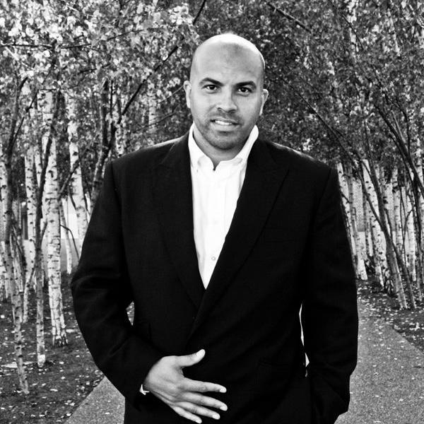 Publisher of @PrestigeEventsM and CEO of 2020 Speed Networking. Family Man, Dog owner and Soul enthusiast.
