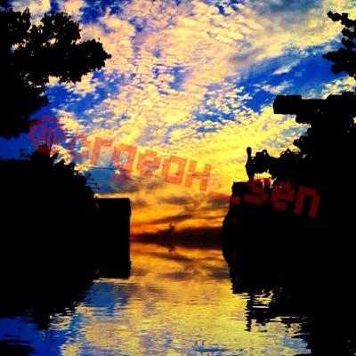 ▶︎お題は使いやすい様にどうぞ▶︎気まぐれ手動更新▶︎ふぁぼRT嬉しいです▶︎未だ被り無し手動。▶︎戦闘系寄り▷自作発言、お題パクだけは✕です。