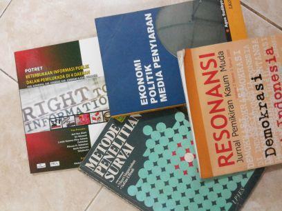 mzrree's profile picture. Menjual berbagai macam jilbab. Untuk info lebih lanjut hubungi: Telepon 089677275167 ll Whatsapp 081318156192 ll Bbm 760A41E3 ll Instagram YARA_SHOPS