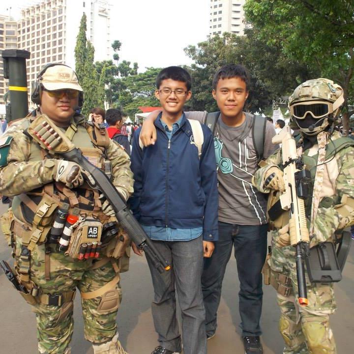 Battlelog : IDMeinieer | Steam : あかい月5 | War Thunder : IDMein | SMAN 10 BKS | Rizky Yadi Hary