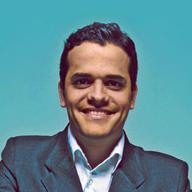 Cristão, esposo da @carolforlin e pai do Judah. Sócio na Boyband Comunicação. Sério transtorno bipolar de Marketing e Vendas.