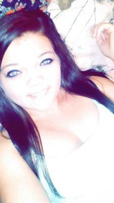 17
&& single.
born & raised in the 850.♡ Country till I die. blue eyes & thick thighs♡