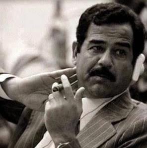 ‏الله يكتب لنا  أشياء تسعدنا ~