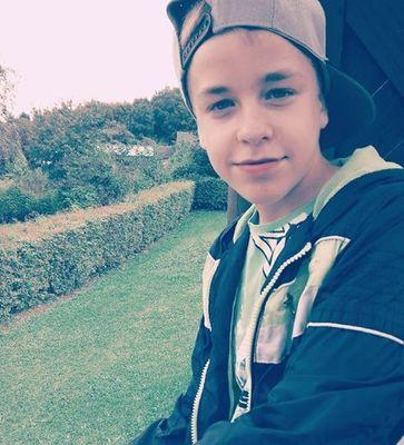 Bienvenue sur Twitter ! AAAAAKxKdMM=:fLwaJdgr2dkRIMcdL4+Q