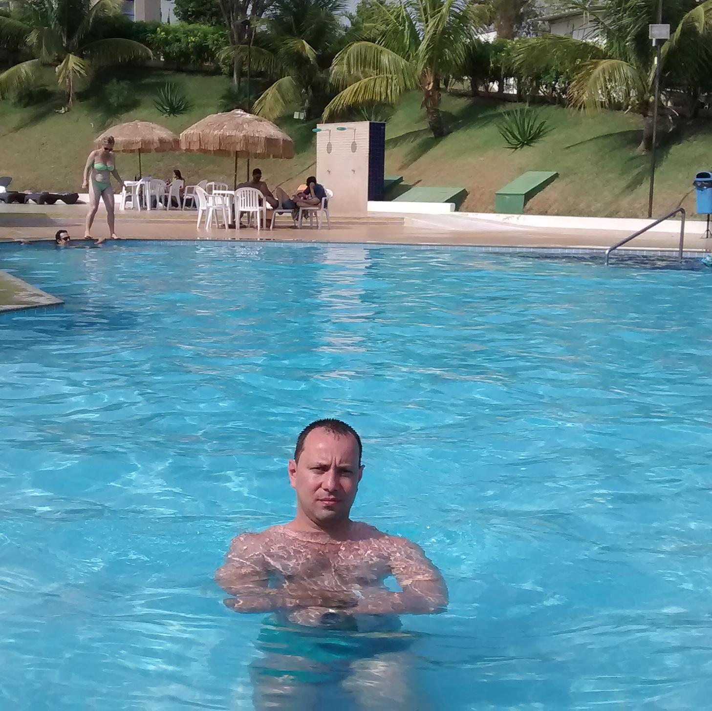 Cleuberreis.luiz@gmail.com