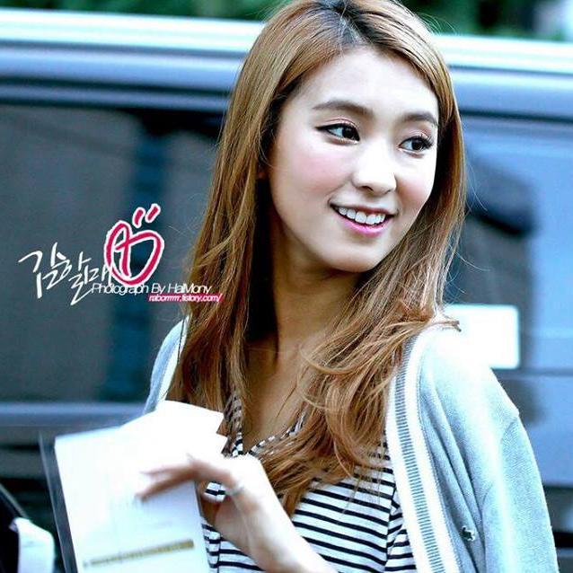Yoon Bora's roleplayer ©1990 [Absurd Fams ♥] [i love you like a candy lovers loves candys @CS_MBLAQJio87♥] —@CoffeeShopEnt — [prev: X90_YBora;ybrsist]