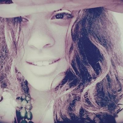 annieikpa's profile picture. 