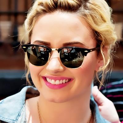 demi is everything || 05/02 18/11 || dutch