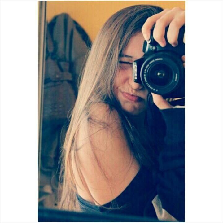 Tu y yo y que le jodan al mundo.                   Instagram: aiidaruiz