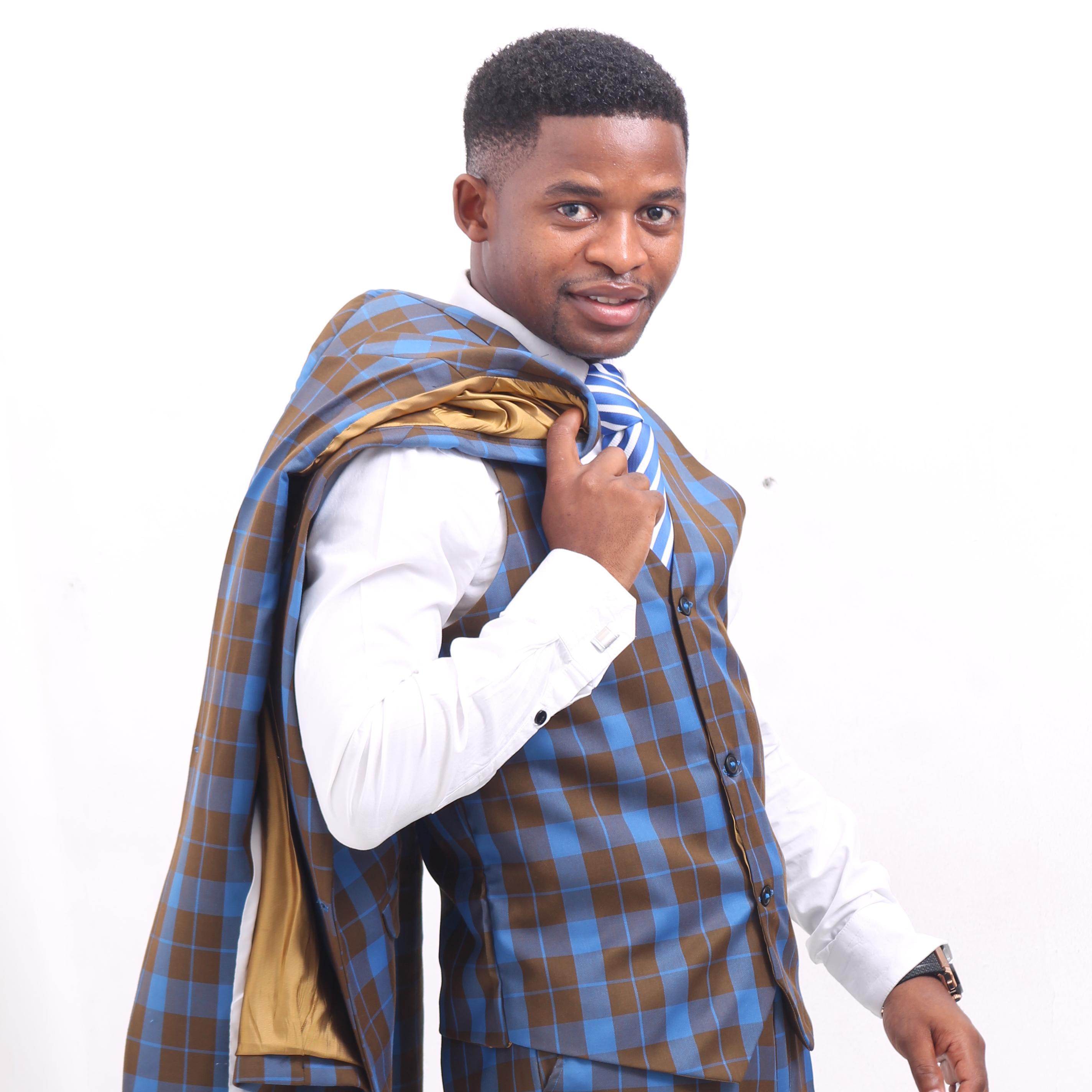 Apostle Kleinbooi called by God to take God’s supernatural power to the ends of the world.