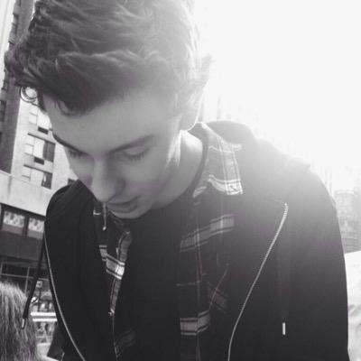 follow my main @harryftnxall