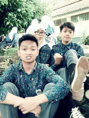 revi nurrizqia fajar gunawan ({}) ♥♡